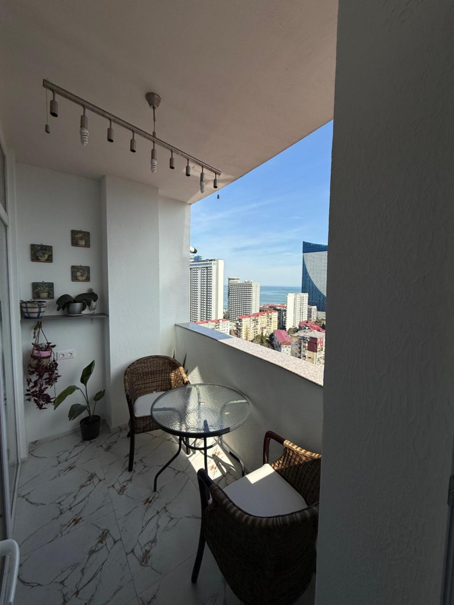 Tamuna'S Cozy Apartment Batumi Ngoại thất bức ảnh